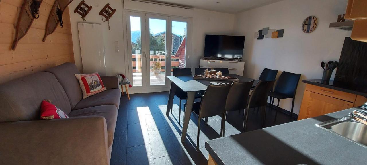 Residence Campredon - Decoration Typique - 25M2 De Terrasse Amenagee Plein Sud Avec Vue Panoramique - Internet - Jardin - Parking - Navette - Linge Et Menage En Options Payantes Font-Romeu-Odeillo-Via Exterior photo